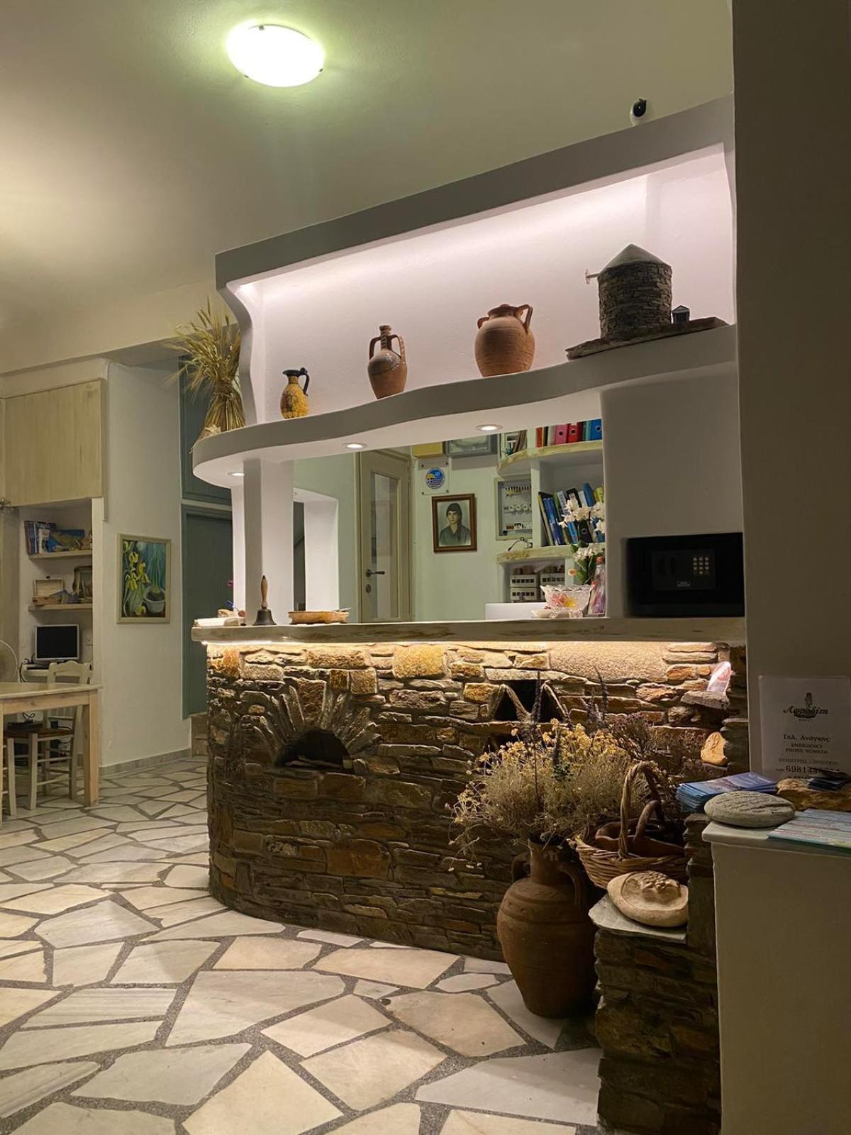 Afrodite Hotel Tinos Exterior foto