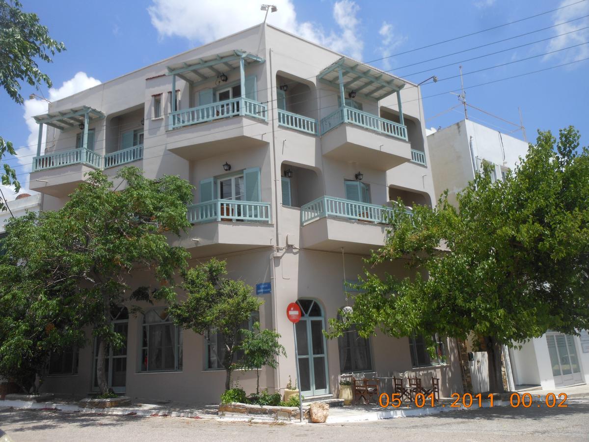 Afrodite Hotel Tinos Exterior foto