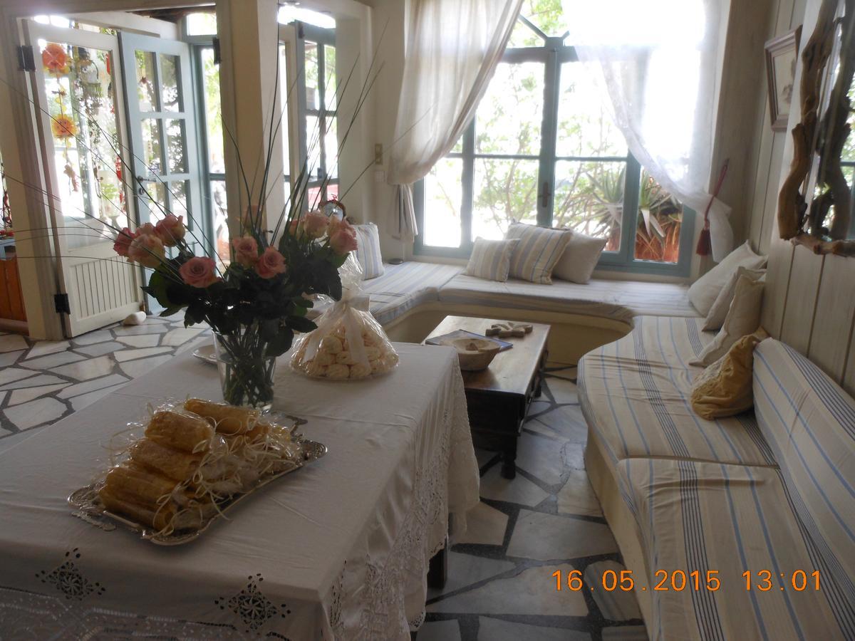 Afrodite Hotel Tinos Exterior foto
