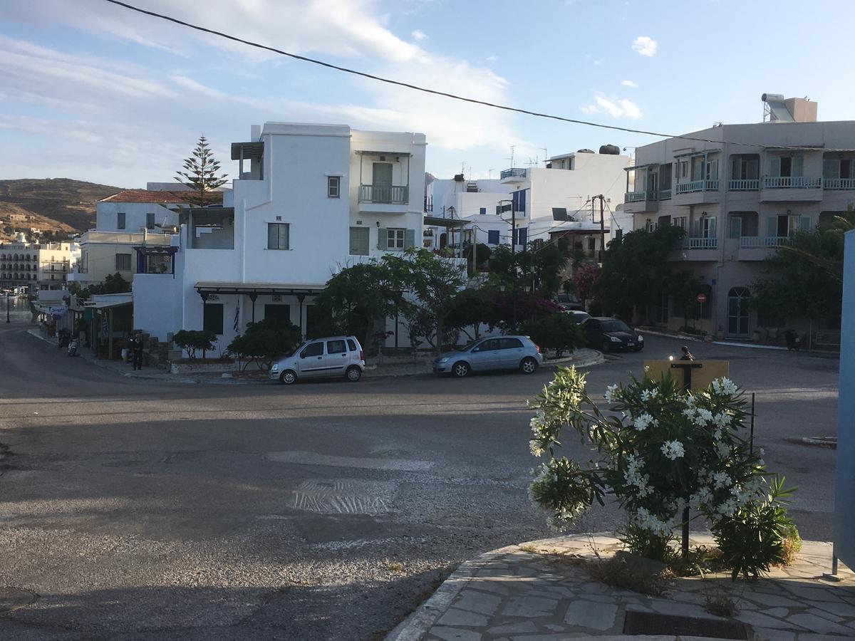 Afrodite Hotel Tinos Exterior foto