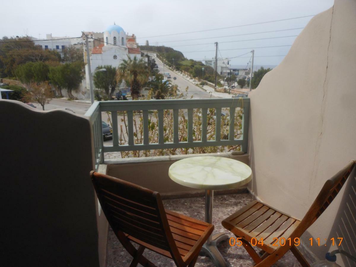 Afrodite Hotel Tinos Exterior foto